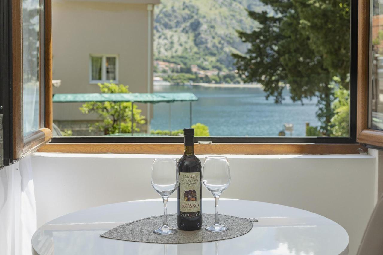 Muo Sea Front Apartments Kotor Ngoại thất bức ảnh